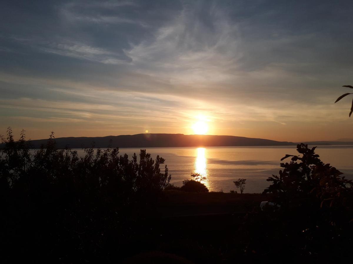 E&M Appartement Senj  Buitenkant foto