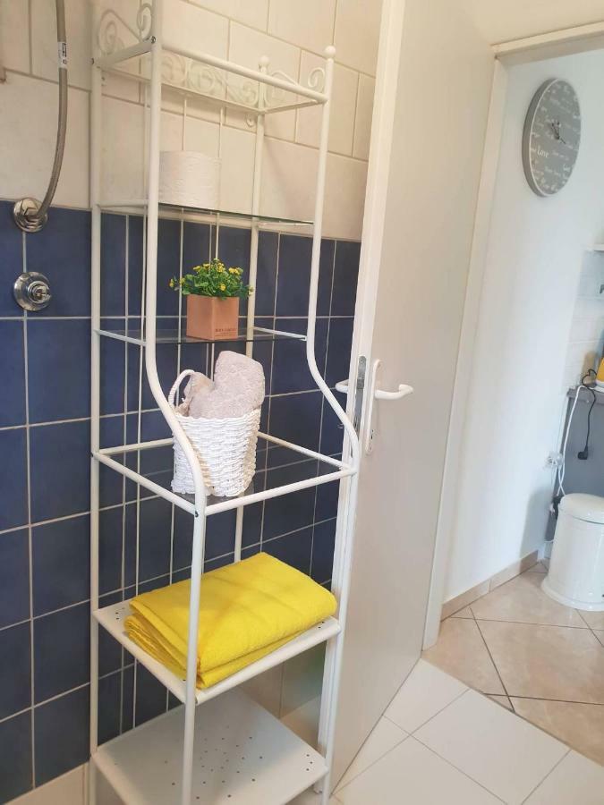 E&M Appartement Senj  Buitenkant foto