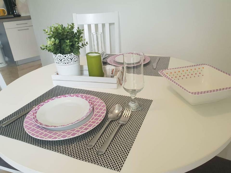 E&M Appartement Senj  Buitenkant foto