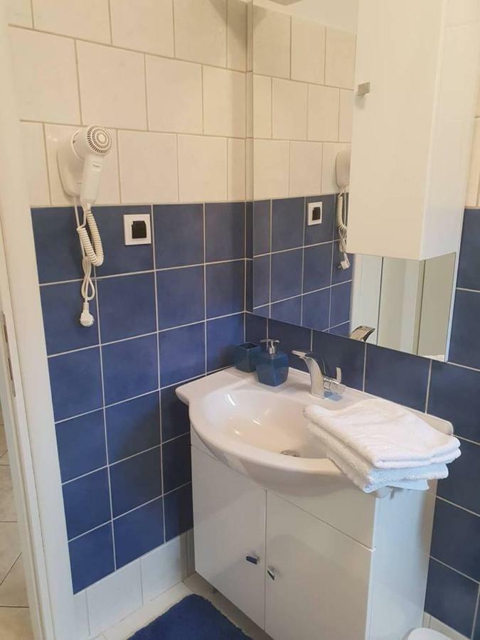 E&M Appartement Senj  Buitenkant foto