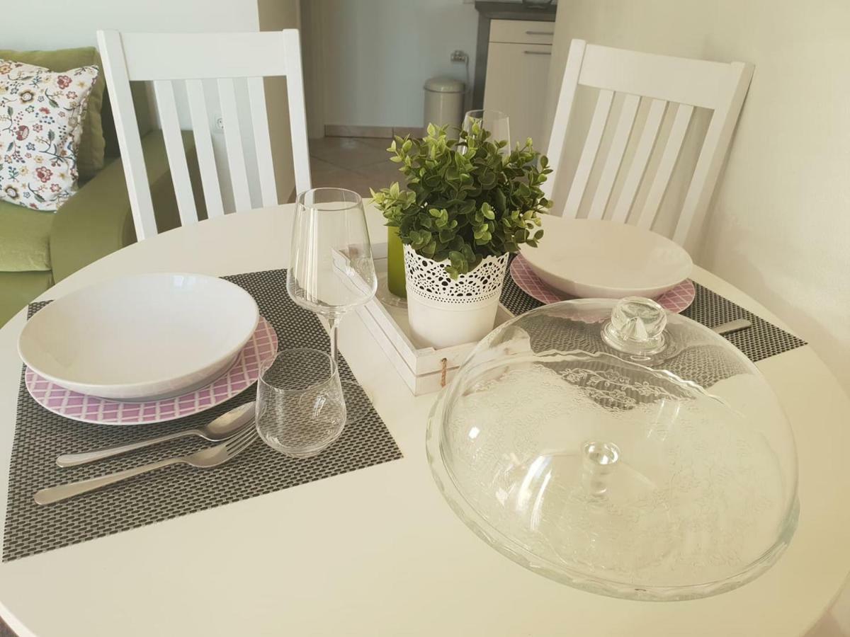 E&M Appartement Senj  Buitenkant foto