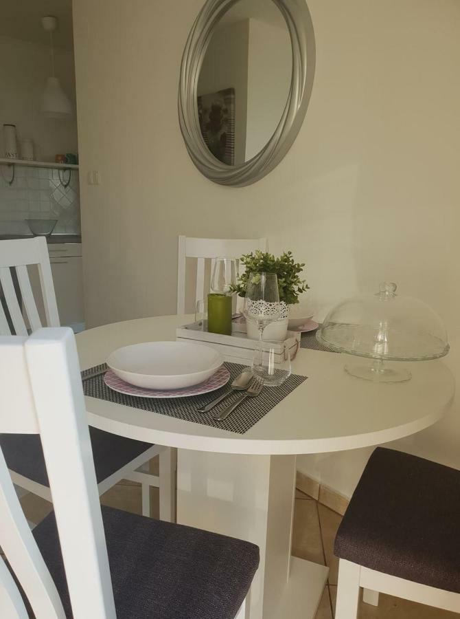 E&M Appartement Senj  Buitenkant foto