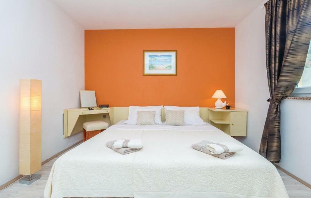 E&M Appartement Senj  Buitenkant foto